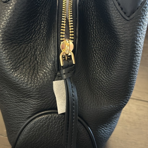 NWT Michael Kors Kelsey large shoulder tote - Picture 4 of 8